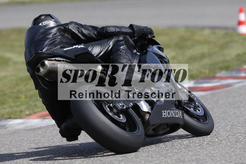 /Archiv-2025/07 19.04.2025 Speer Racing ADR/Gruppe rot/3